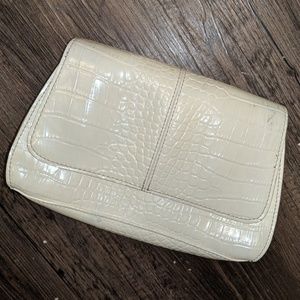 Vintage White leather purse from the 80s